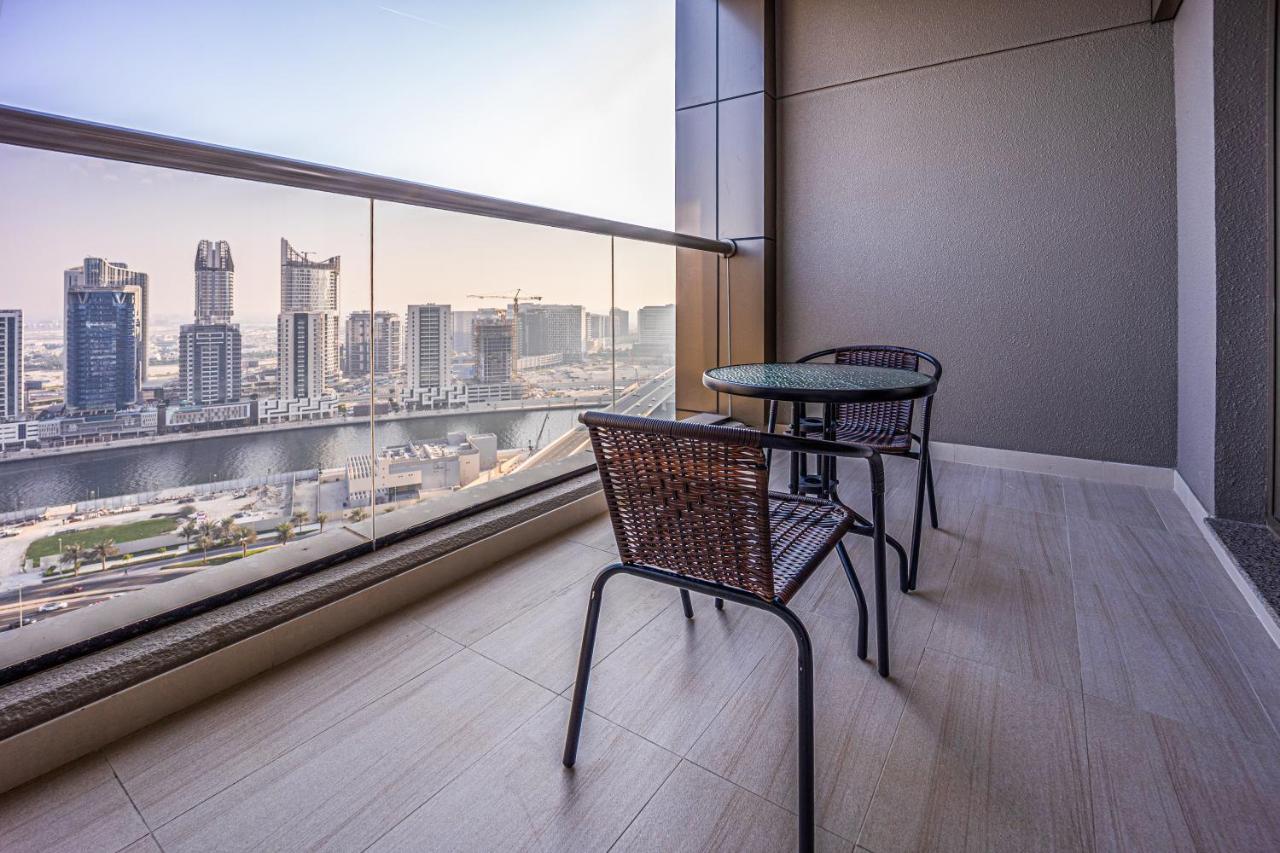 Fantastic Spacious With Panoramic Views Apartment