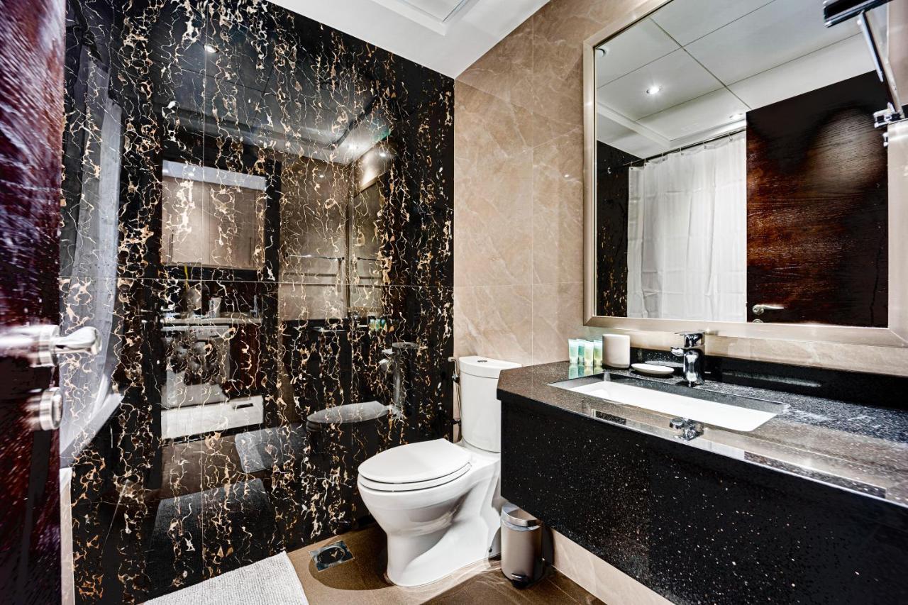 Fantastic Spacious With Panoramic Views