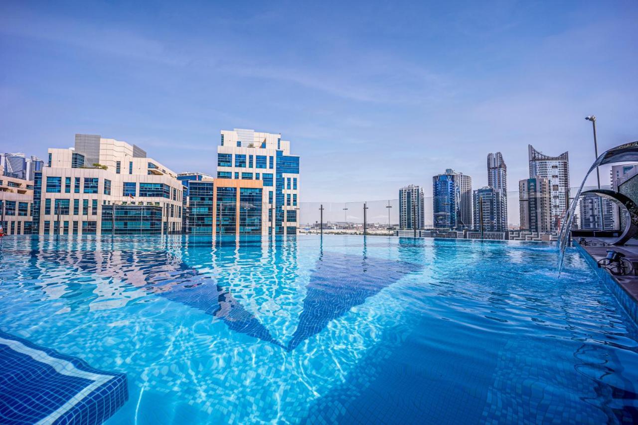 Fantastic Spacious With Panoramic Views Dubai